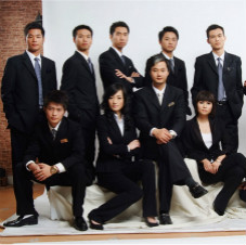 企業(yè)定做職業(yè)裝有什么好處嗎？