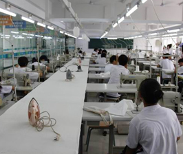我公司有一批職業(yè)裝定制，請問你們可以上門量體嗎？